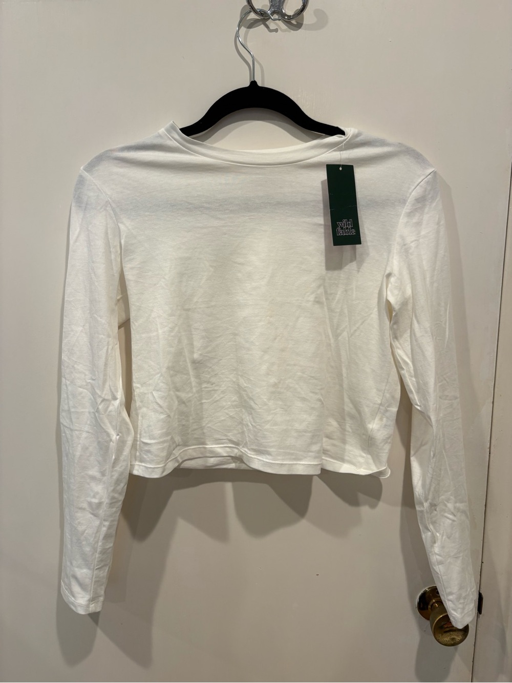 wild fable White Long-Sleeve Cropped Tee